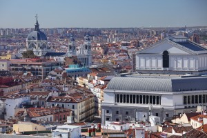 Madrid. Panorámica parcial con el Teatro Real y la Catedral de